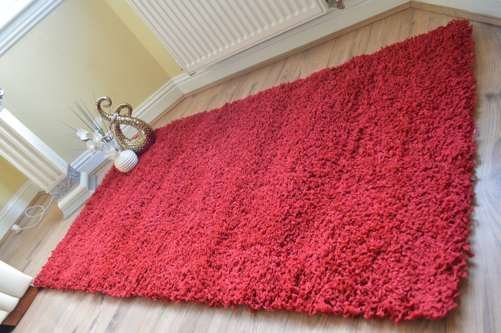 dsc_0783.jpg Wine Red Shaggy Rug - 60 x 110cm - Image 1