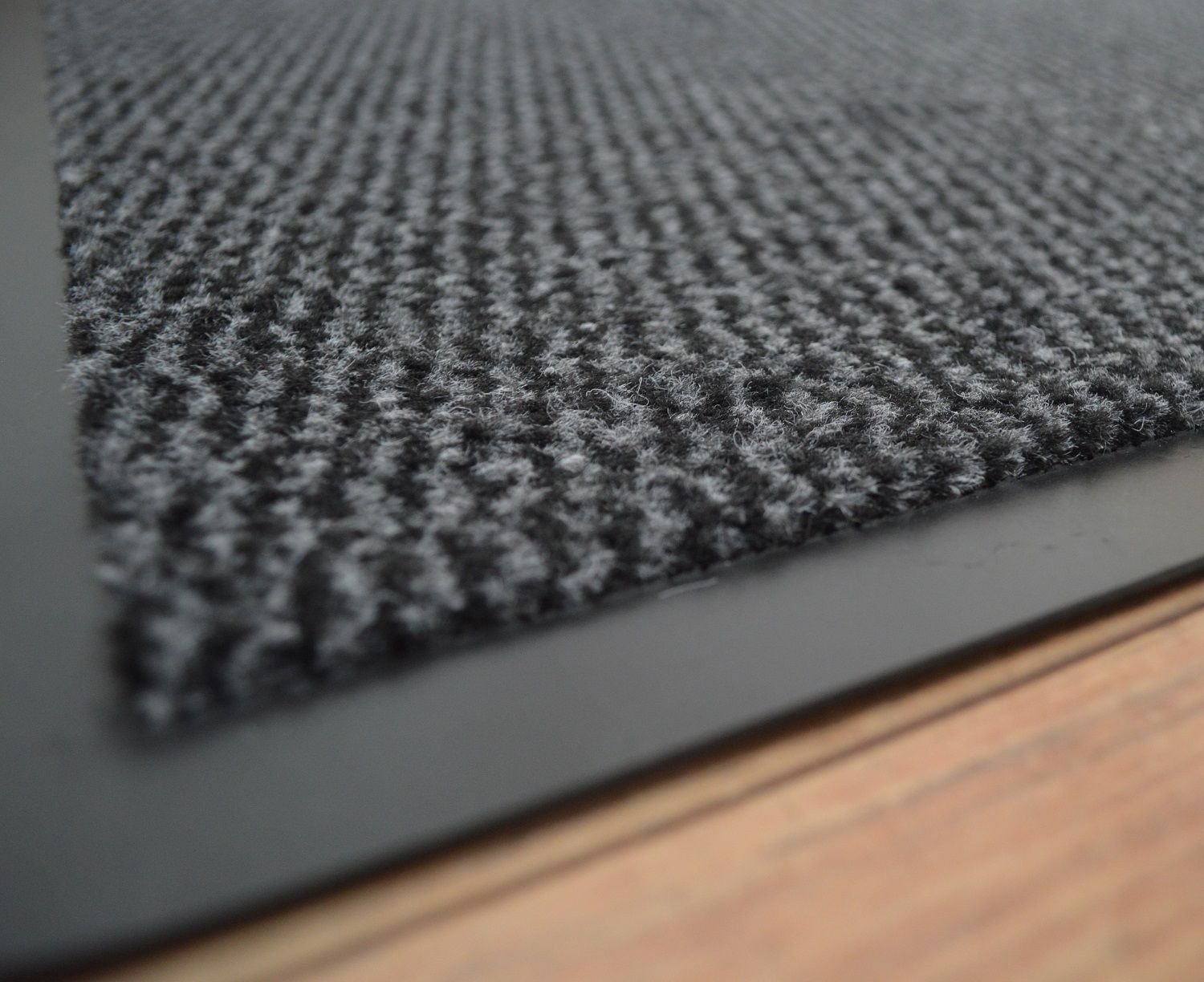 grey_barrier_mat.jpg Grey Barrier Mat 80cm x 120cm - Image 1